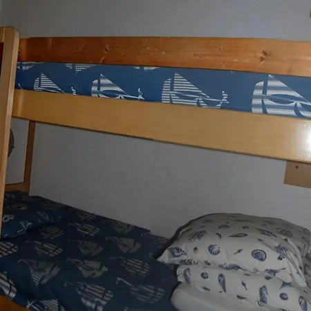 Le Lavandou, T2 4 Pers A 10m Avec Parking - Fr-1-803-90